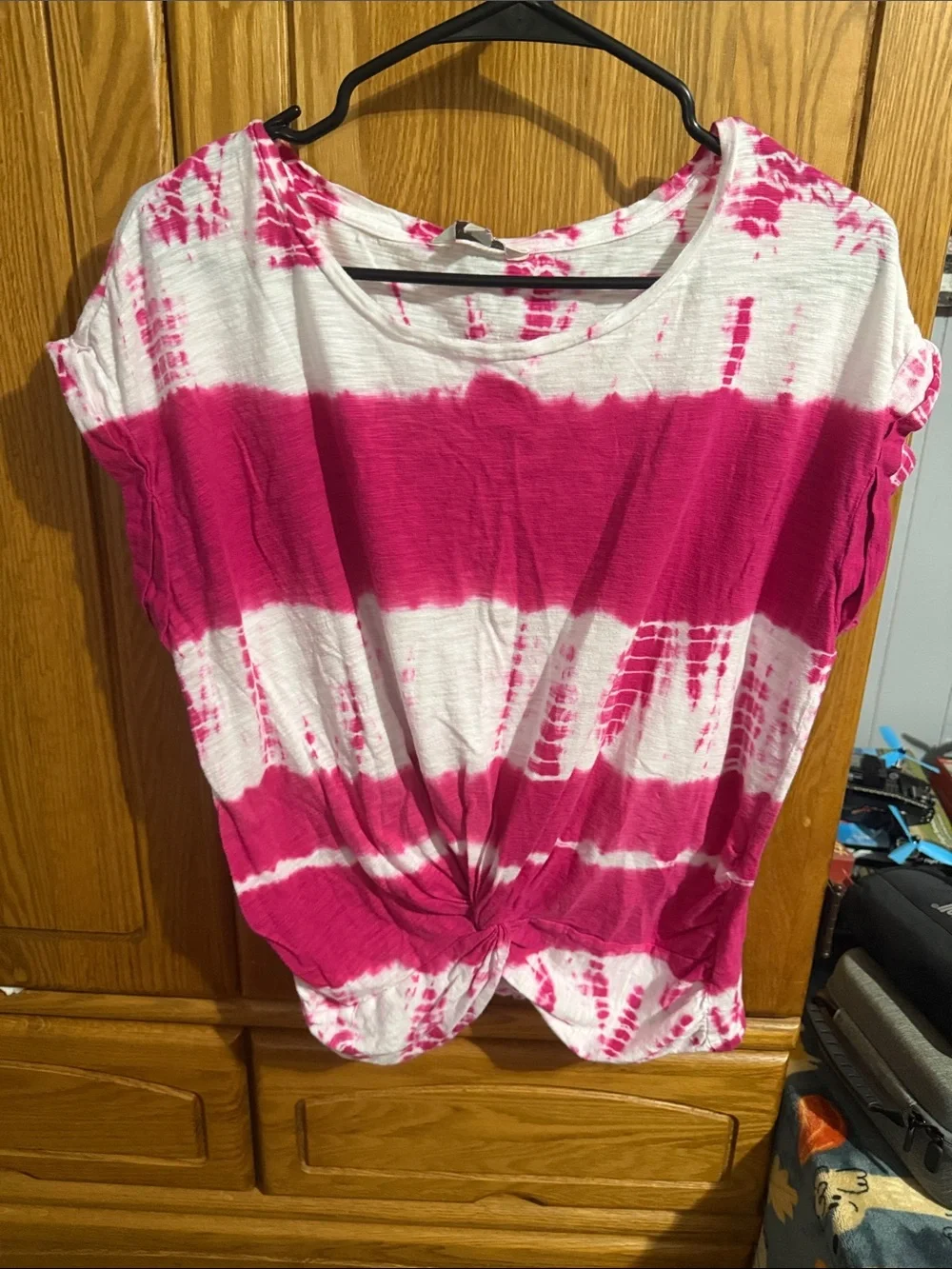 Lucky Brand Pink and White Tie-Dye Knot Front Short Sleeve Tee - Picture 1 of 2